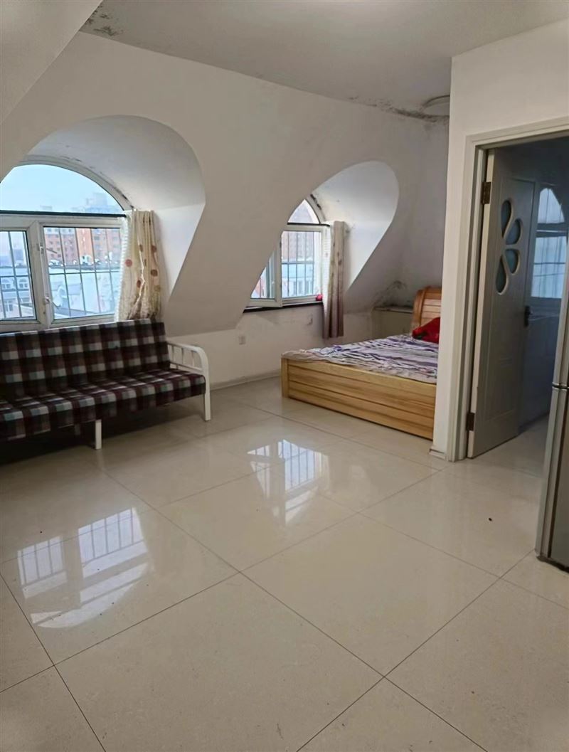 歐洲新城閣樓出租