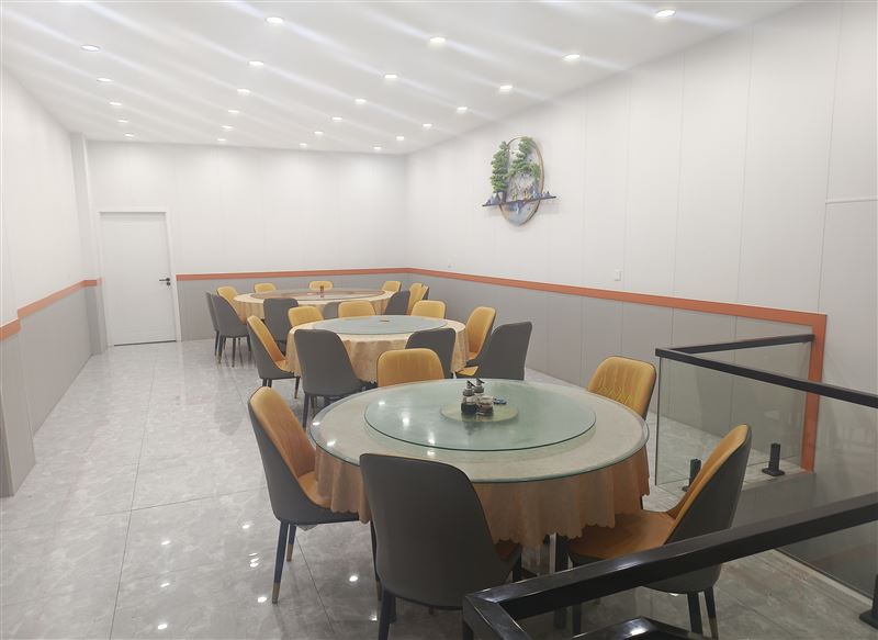 招聘服務(wù)員