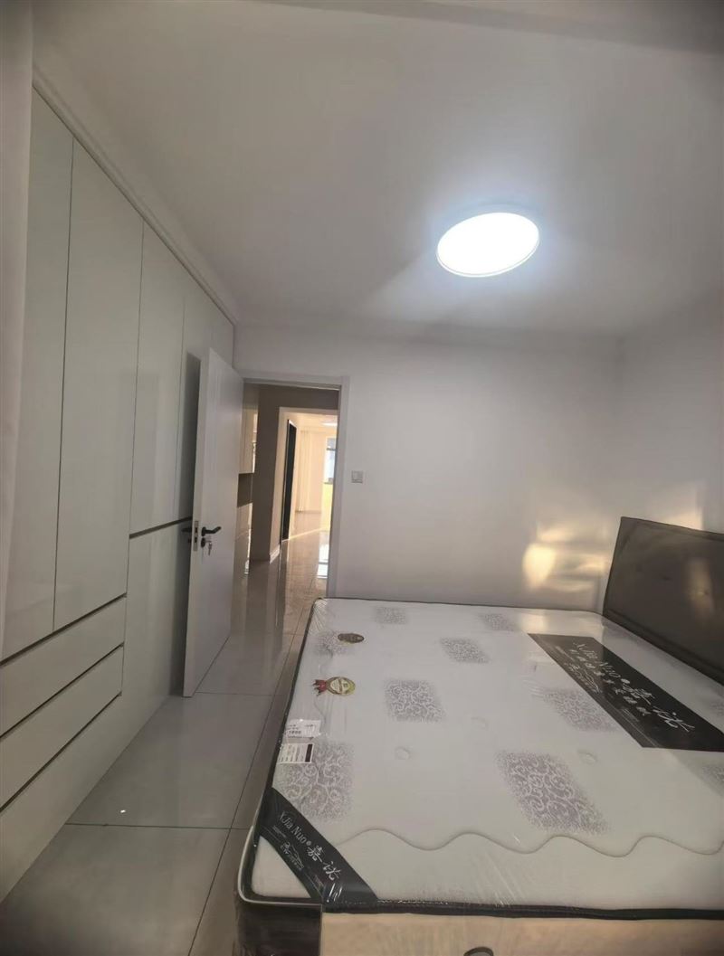 朝陽(yáng)六組團(tuán)二樓