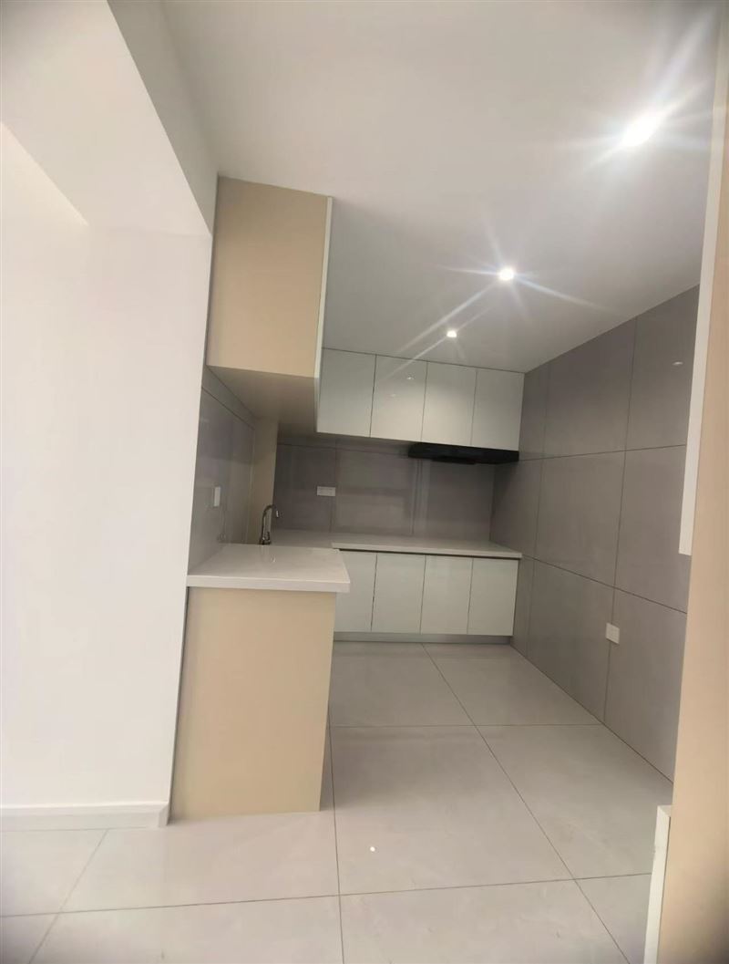 朝陽(yáng)六組團(tuán)二樓