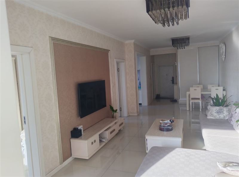 吉賣銀達(dá)高層