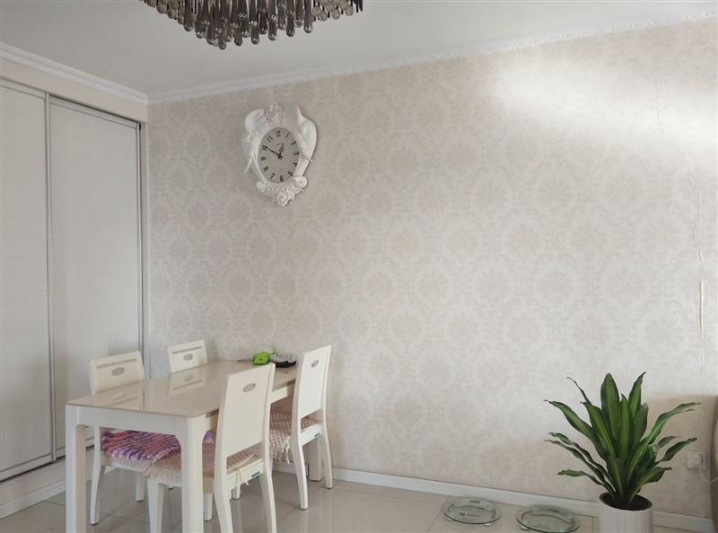 吉賣銀達(dá)高層