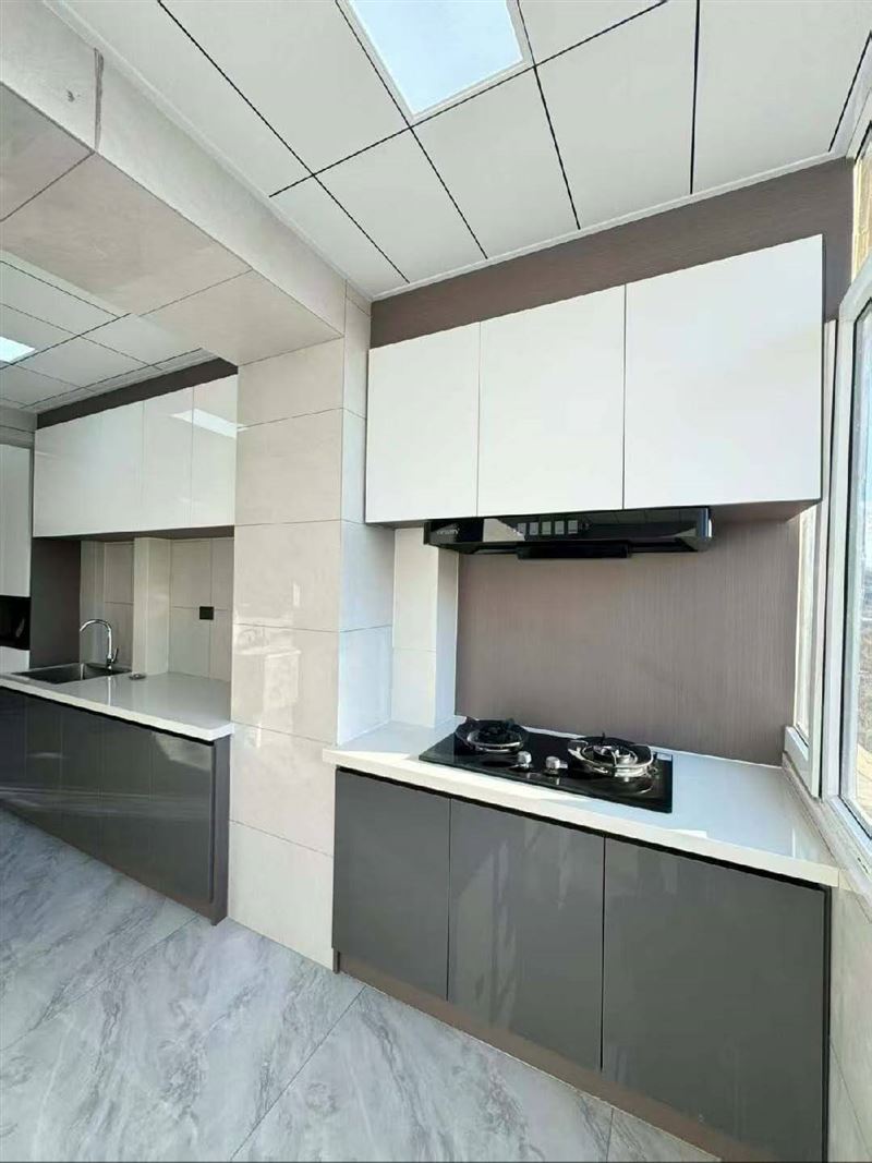 十中十小學區(qū)房首付6萬元 新富樓2室 18.8萬