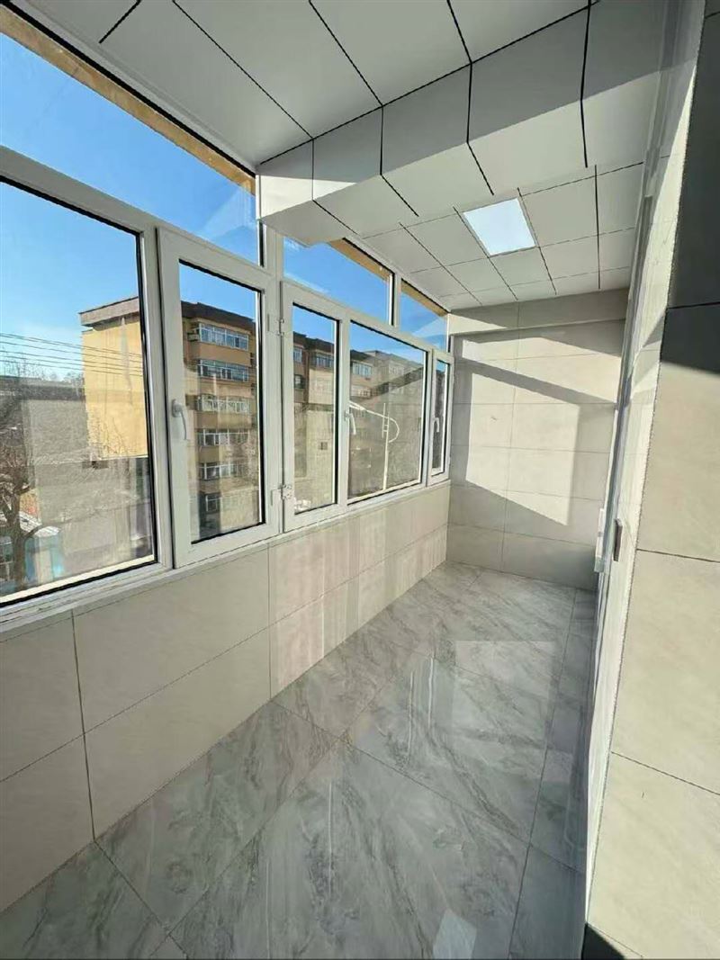 十中十小學區(qū)房首付6萬元 新富樓2室 18.8萬