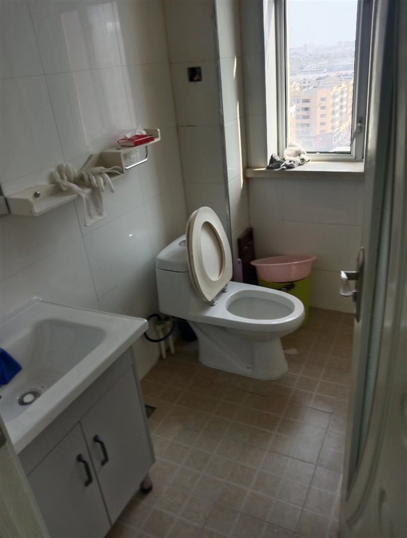 步行街高層出屋