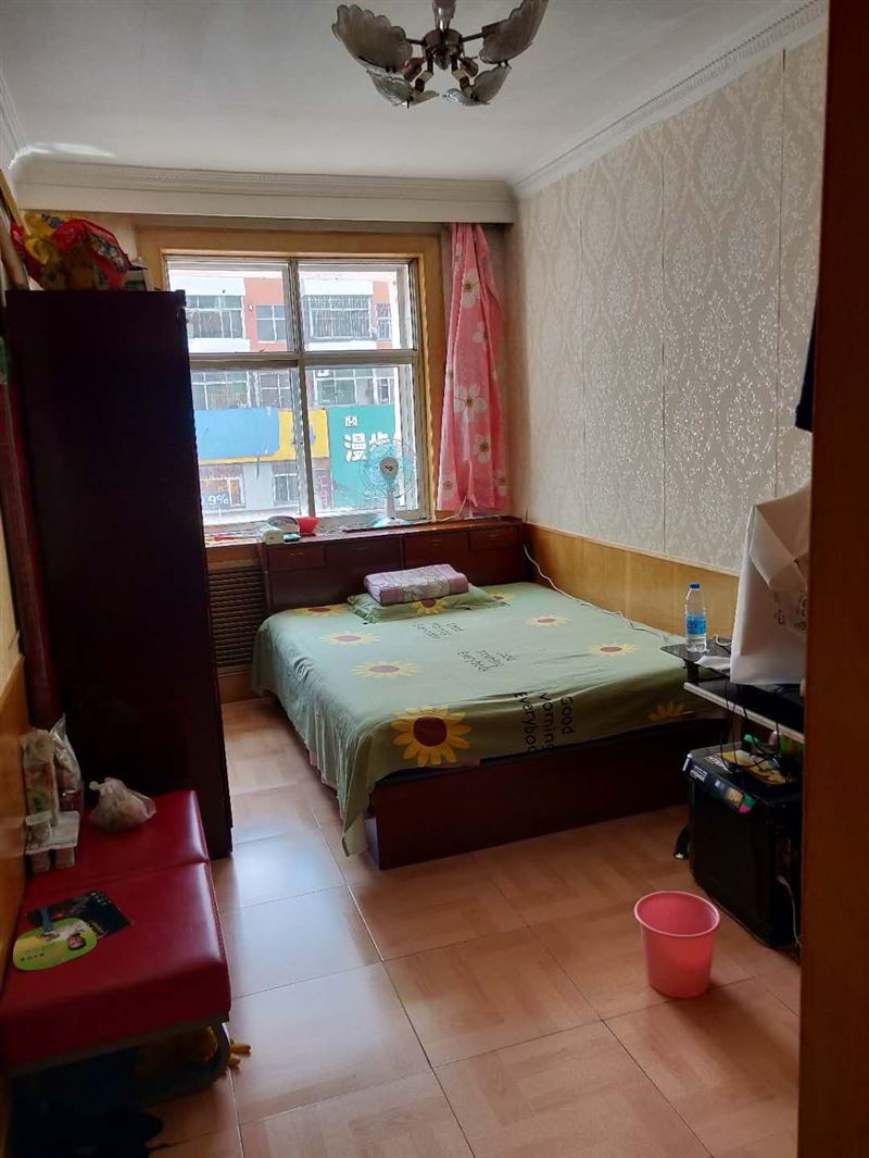 步行街，單間出租