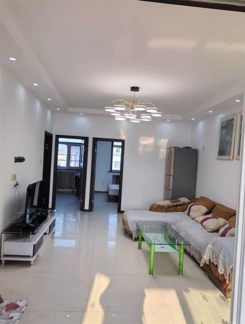 新東方6樓80平13.5萬(wàn)