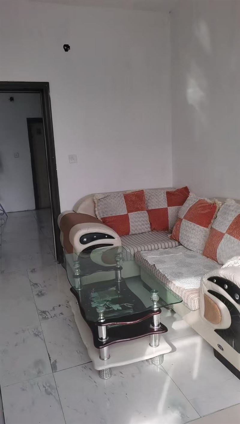 低價出租出售房屋