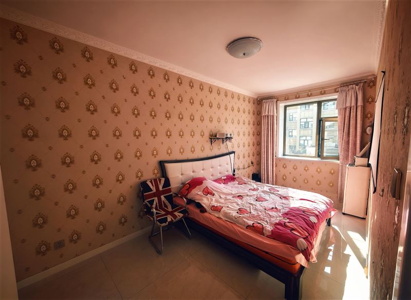 金水灣 3 樓 85.36 平方滿 56 年 42 萬