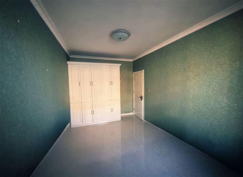 金水灣 3 樓 85.36 平方滿 56 年 42 萬