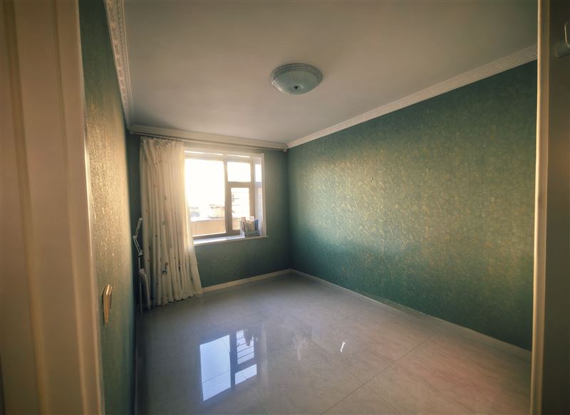 金水灣 3 樓 85.36 平方滿 56 年 42 萬