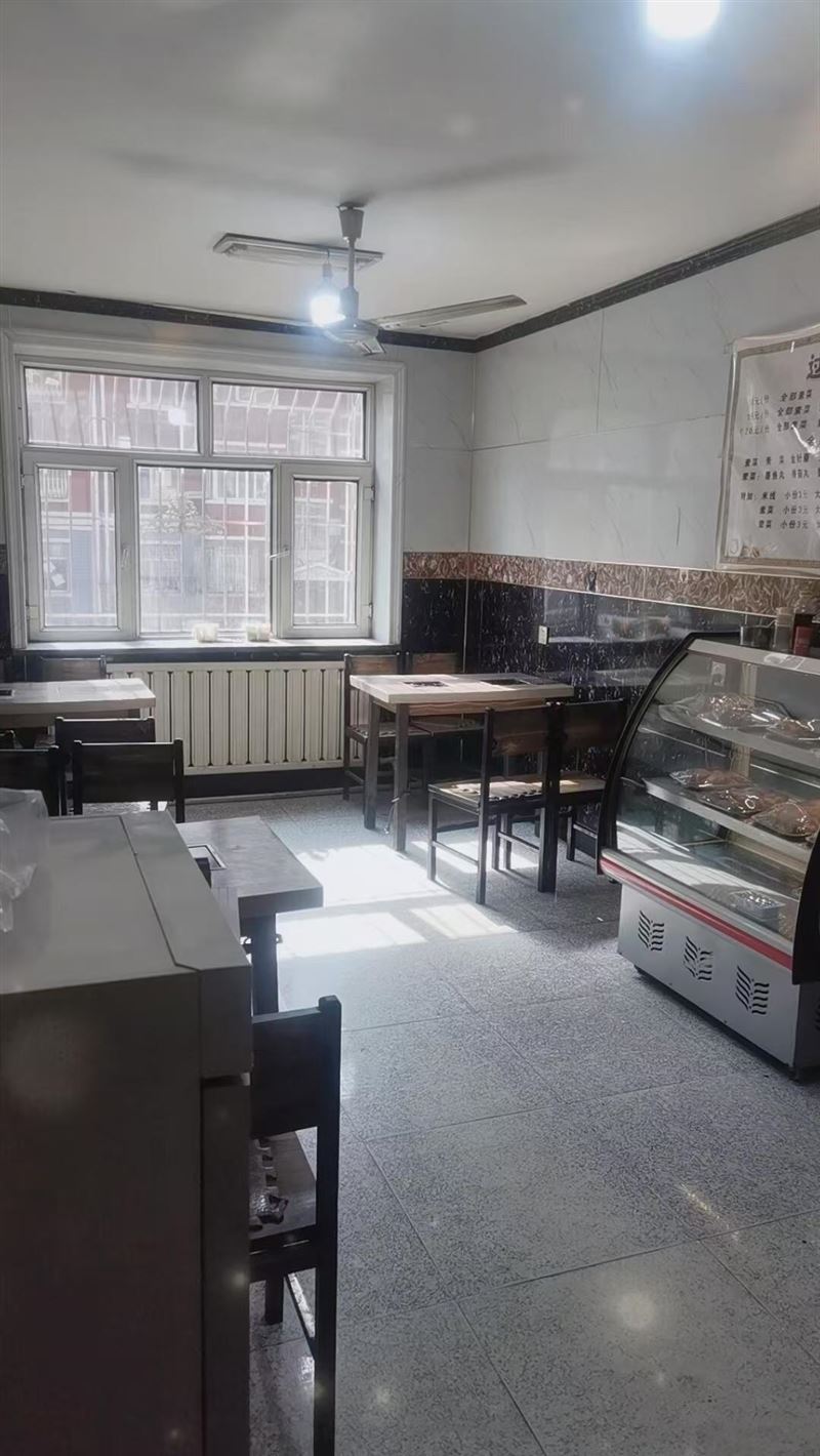 七星花園一樓出售