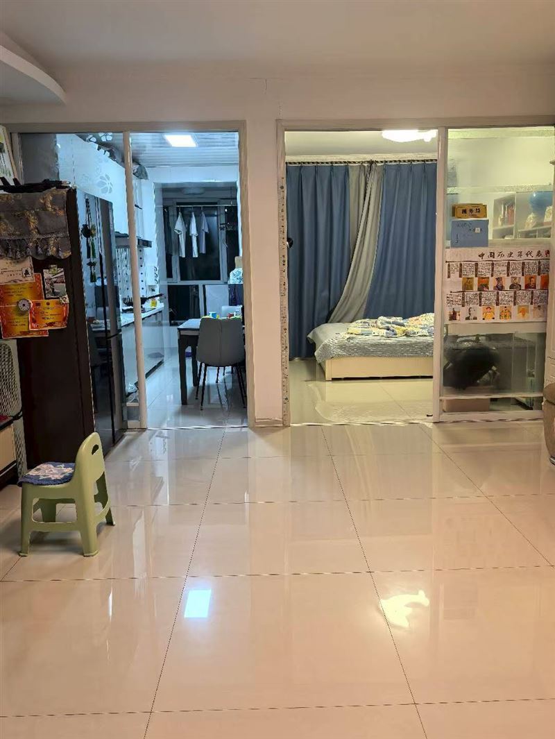 銀達(dá)雅居頂樓