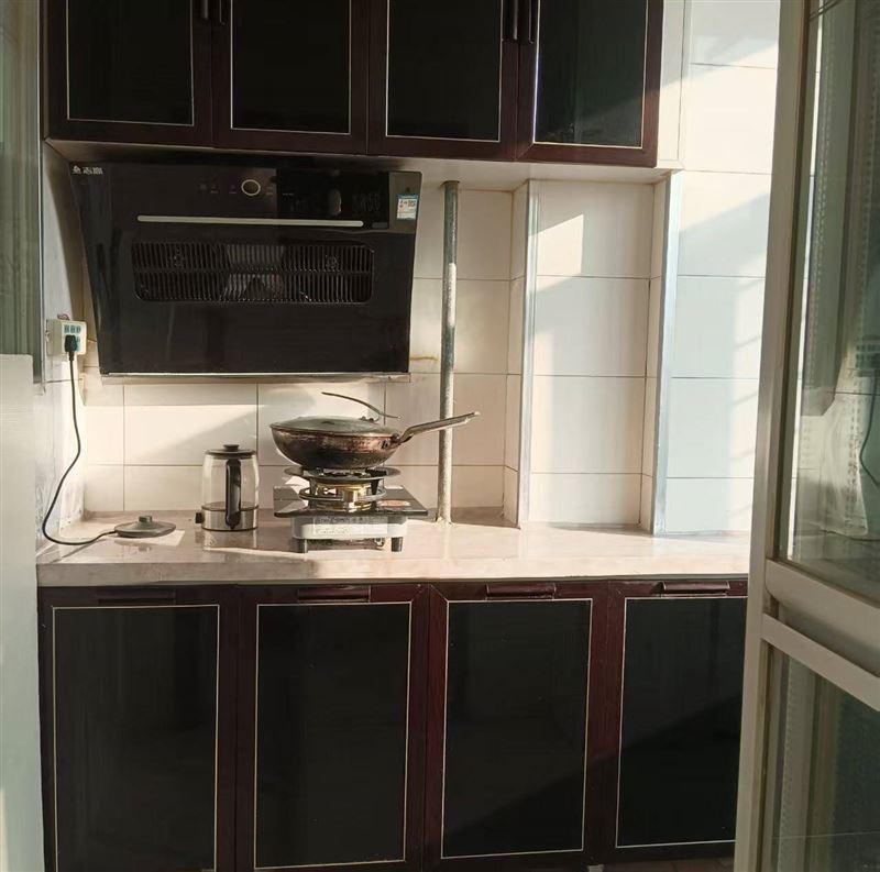 三樓出租 聯(lián)系電話13945591704