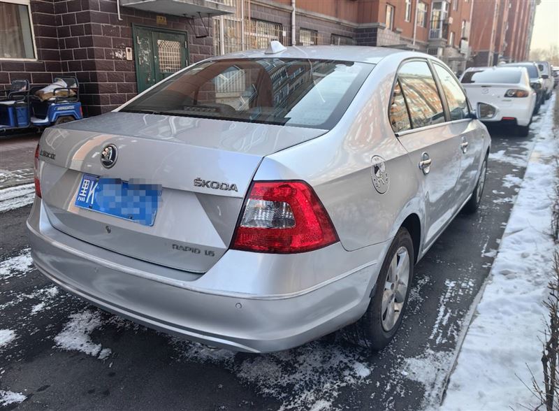 自動(dòng)擋斯柯達(dá)昕銳