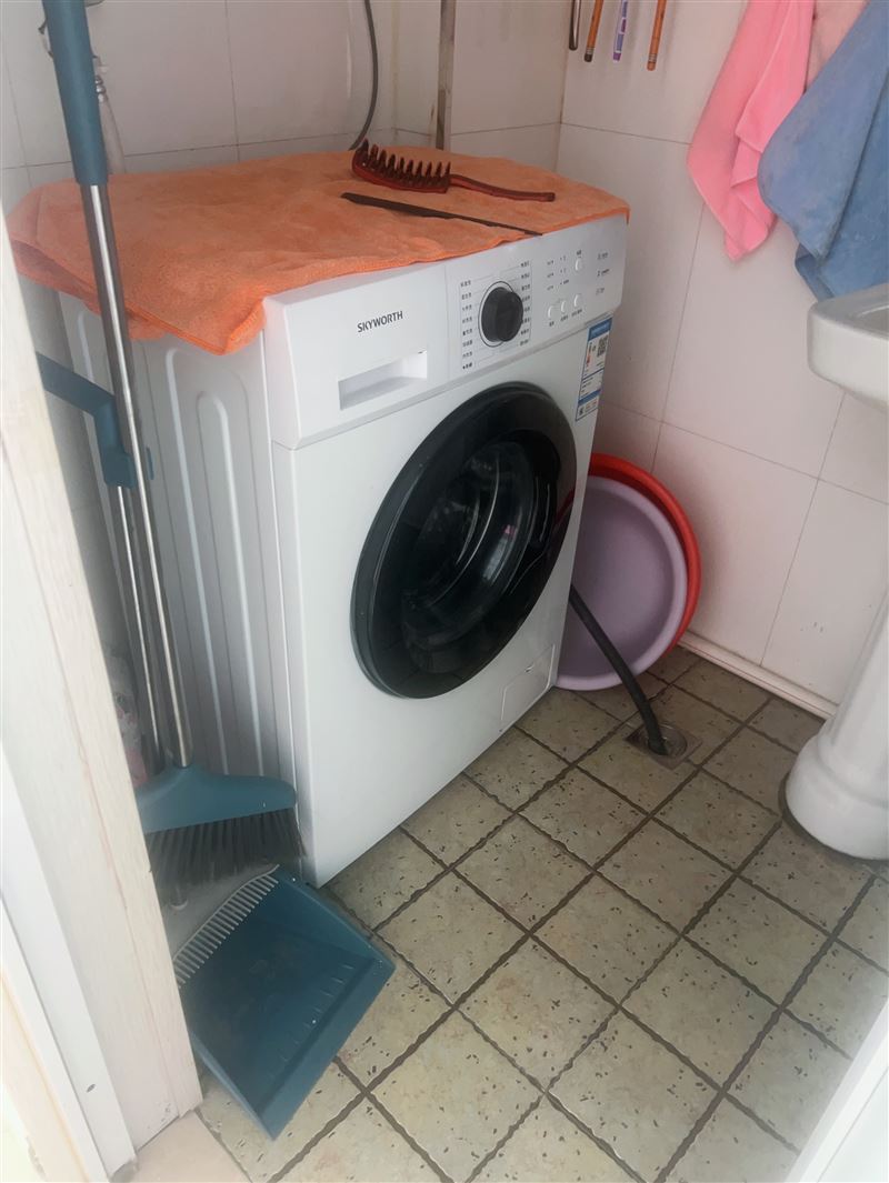 茄子河新東方美甲店外兌