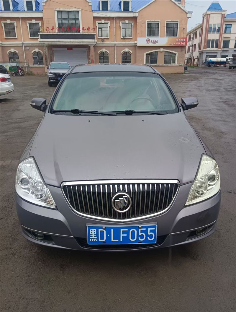 11年別克凱越自動(dòng)擋高配原值12萬