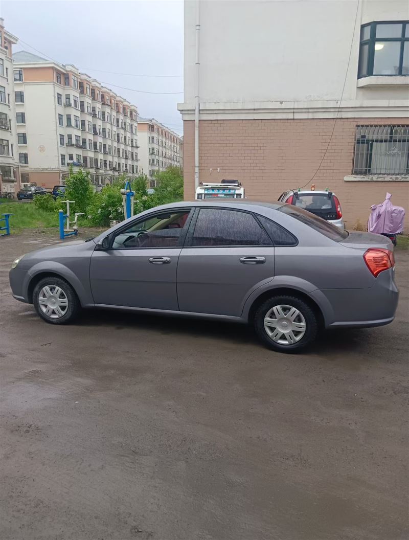 11年別克凱越自動(dòng)擋高配原值12萬