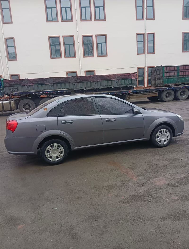 11年別克凱越自動(dòng)擋高配原值12萬