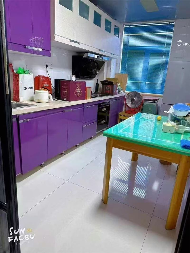 出售銀達(dá)五號(hào)樓五樓