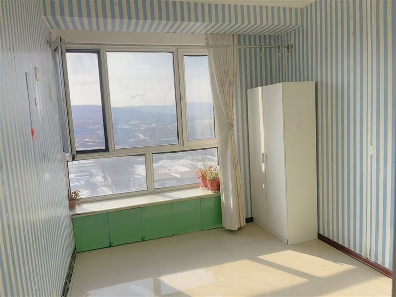 賣(mài)經(jīng)典名居五樓