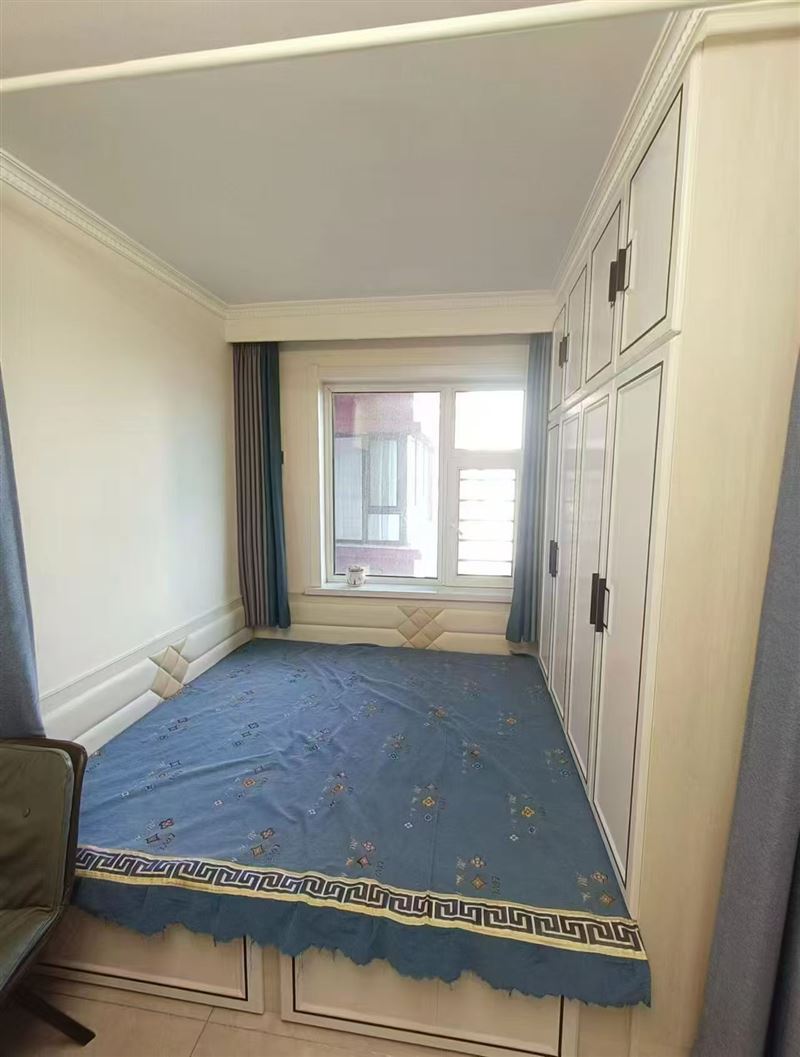 吉售銀達(dá)小區(qū)高層