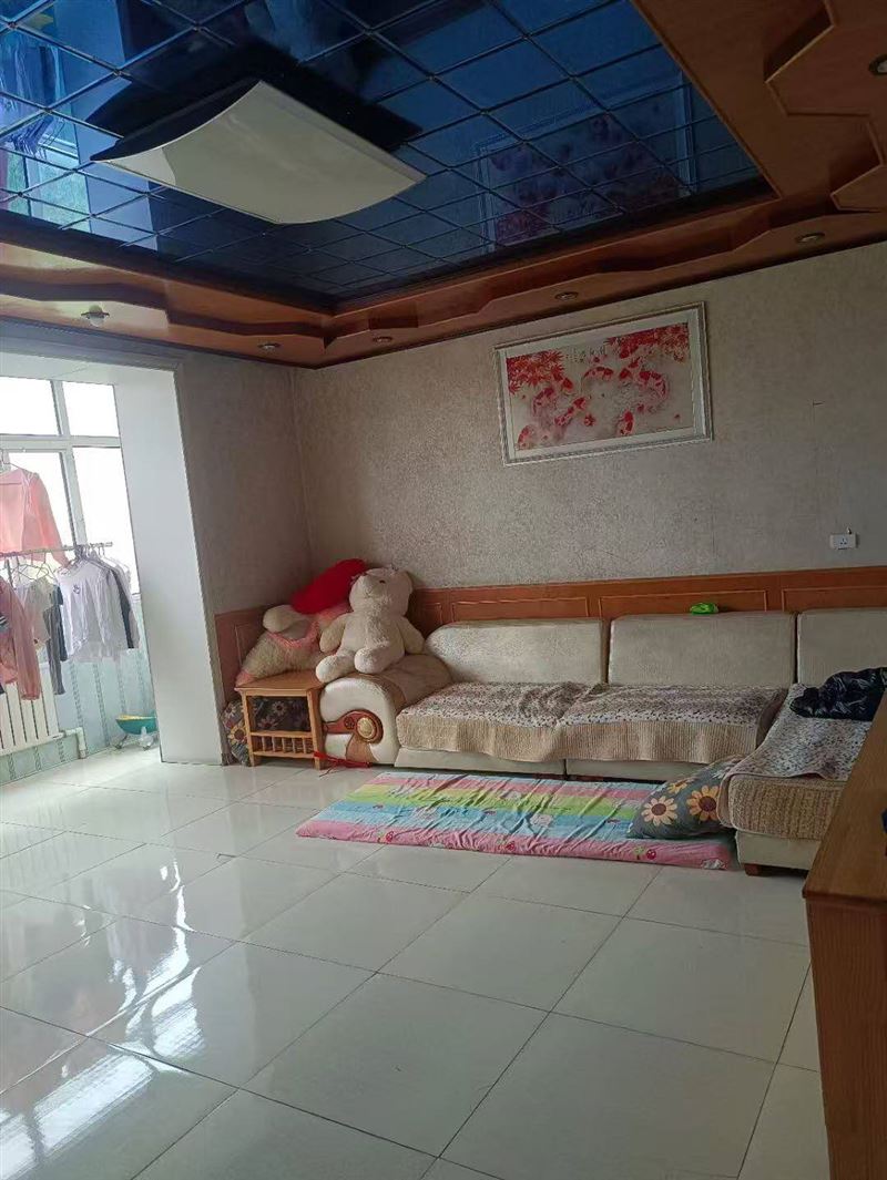 買(mǎi)樓~人民公園附近五樓